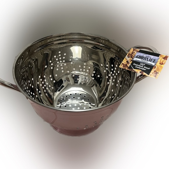 Cooking for a “Queen” - Picture 3 of 7